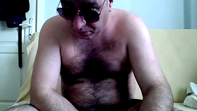 Snapshot of fraud705 chatting on 12, 3, 2026 fraud705 online show from 12, 3, 2026