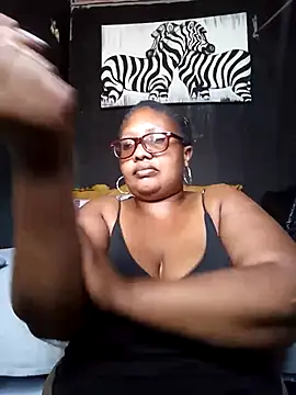 Snapshot of YELLOW_BONE chatting on 21, 1, 2025 YELLOW BONE online show from 21, 1, 2025