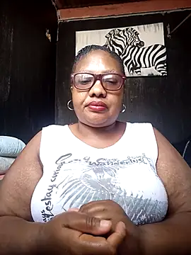 Snapshot of YELLOW_BONE chatting on 10, 3, 2025 YELLOW BONE online show from 10, 3, 2025