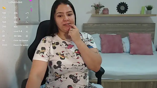 Snapshot of ibeth_diaz chatting on 9, 12, 2024 ibeth diaz online show from 9, 12, 2024