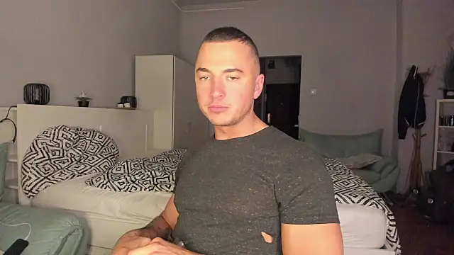 Snapshot of paulblack21 chatting on 19, 11, 2025 paulblack21 online show from 19, 11, 2025