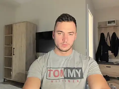 paulblack21 online show from 4, 4, 2026