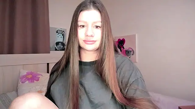 JuicyHelenX online show from 5, 2, 2026