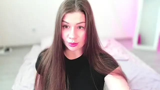 JuicyHelenX online show from 19, 6, 2026