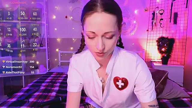 Snapshot of ServantBrook chatting on 4, 1, 2025 ServantBrook online show from 4, 1, 2025