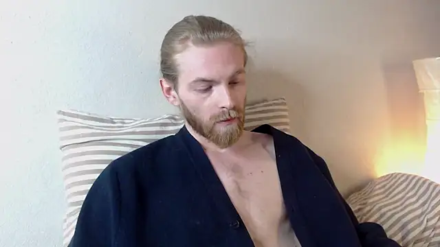 Damien Bi online show from 28, 2, 2025