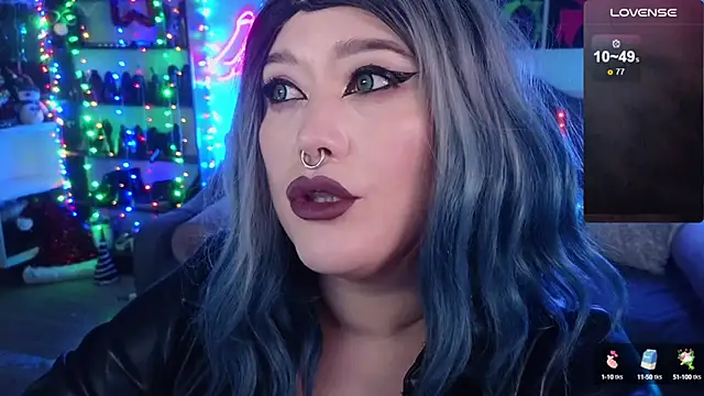 Snapshot of wickedxqueen chatting on 18, 12, 2024 wickedxqueen online show from 18, 12, 2024