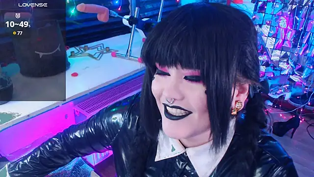 Snapshot of wickedxqueen chatting on 4, 2, 2025 wickedxqueen online show from 4, 2, 2025