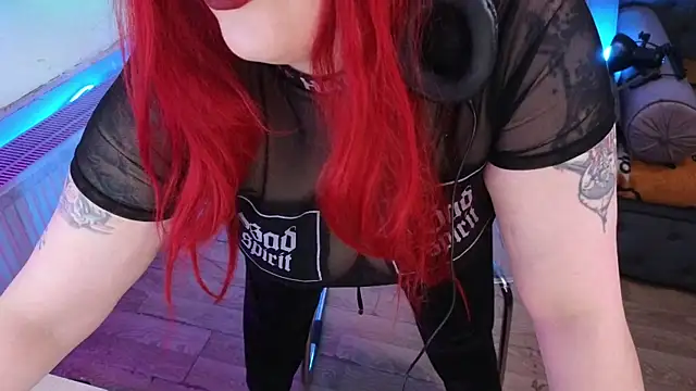 Snapshot of wickedxqueen chatting on 11, 3, 2025 wickedxqueen online show from 11, 3, 2025