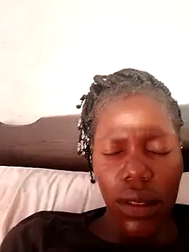 Snapshot of Slender-simple1 chatting on 14, 12, 2025 Slender-simple1 online show from 14, 12, 2025