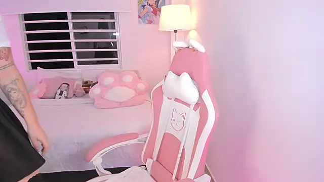 kityangelss online show from 17, 3, 2025