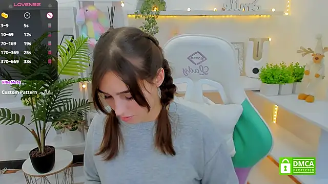  Eliizabeth  online show from 28, 1, 2025