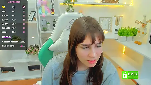  Eliizabeth  online show from 2, 2, 2025