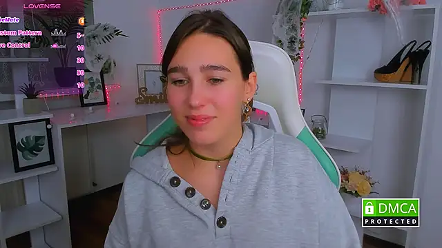  Eliizabeth  online show from 31, 10, 2025