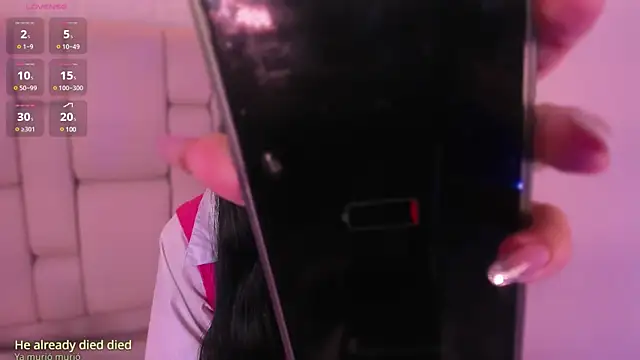 emma woods  online show from 14, 12, 2024