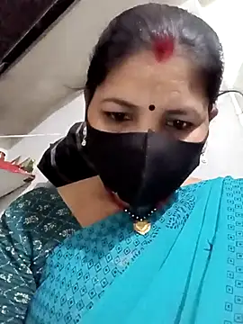 Snapshot of Riyaa-Devi chatting on 16, 2, 2025 Riyaa-Devi online show from 16, 2, 2025