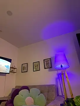 tati reyess online show from 16, 4, 2026