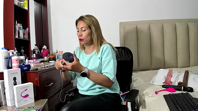 Snapshot of Chloemiller89 chatting on 16, 12, 2024 Chloemiller89 online show from 16, 12, 2024