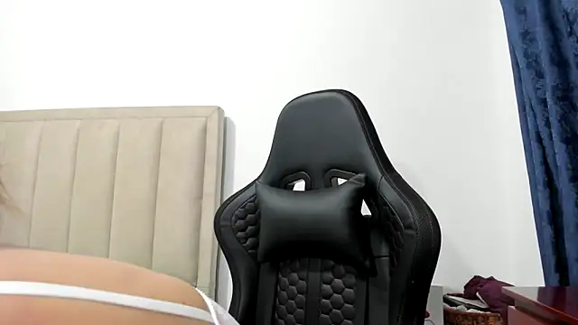 Snapshot of Chloemiller89 chatting on 13, 9, 2025 Chloemiller89 online show from 13, 9, 2025