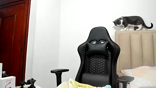 Snapshot of Chloemiller89 chatting on 13, 11, 2025 Chloemiller89 online show from 13, 11, 2025