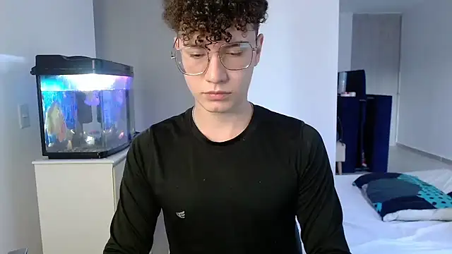 adrian morelly online show from 25, 10, 2025