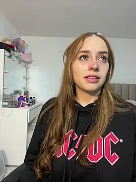 Natalia Suarez online show from 22, 4, 2026