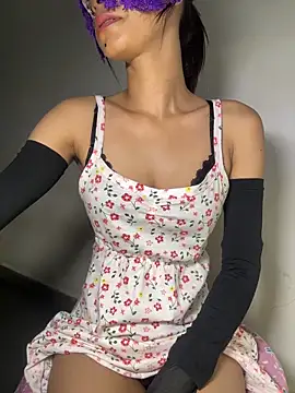 Snapshot of BandySL chatting on 17, 12, 2025 BandySL online show from 17, 12, 2025