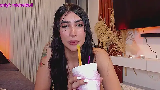 Snapshot of GarciaMilu chatting on 9, 6, 2026 GarciaMilu online show from 9, 6, 2026