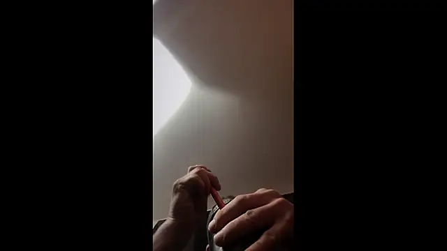 Snapshot of leanjamesdean chatting on 5, 12, 2025 leanjamesdean online show from 5, 12, 2025