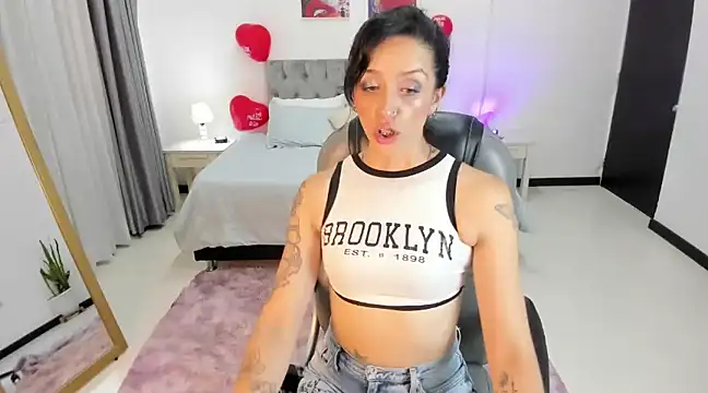 Kristen Garner online show from 17, 2, 2025