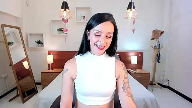 Kristen Garner online show from 27, 2, 2025