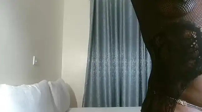 Elegant Ebony online show from 14, 2, 2025