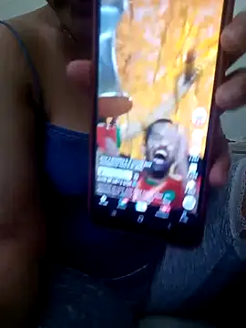 Snapshot of lolo890 chatting on 20, 10, 2025 lolo890 online show from 20, 10, 2025