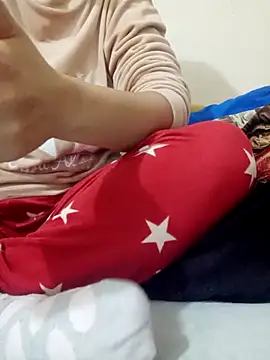 Snapshot of lolo890 chatting on 3, 12, 2025 lolo890 online show from 3, 12, 2025