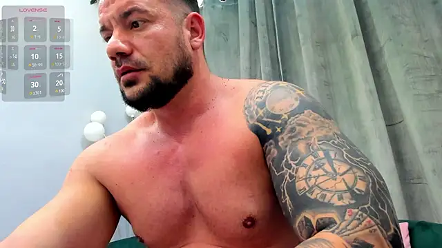 Snapshot of musclemonster31 chatting on 16, 2, 2025 musclemonster31 online show from 16, 2, 2025