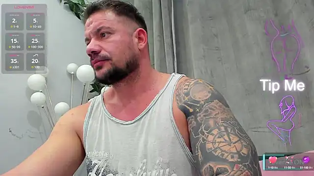 Snapshot of musclemonster31 chatting on 10, 3, 2025 musclemonster31 online show from 10, 3, 2025