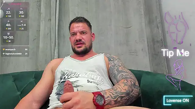Snapshot of musclemonster31 chatting on 11, 3, 2025 musclemonster31 online show from 11, 3, 2025