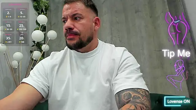 Snapshot of musclemonster31 chatting on 16, 3, 2025 musclemonster31 online show from 16, 3, 2025