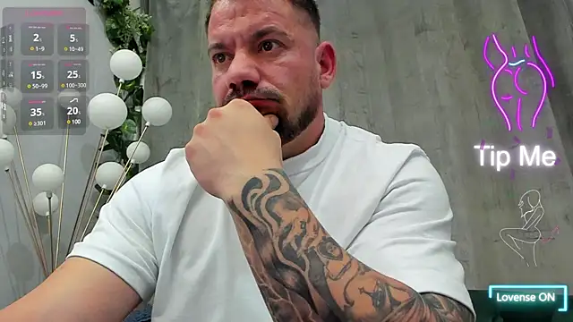 Snapshot of musclemonster31 chatting on 17, 3, 2025 musclemonster31 online show from 17, 3, 2025