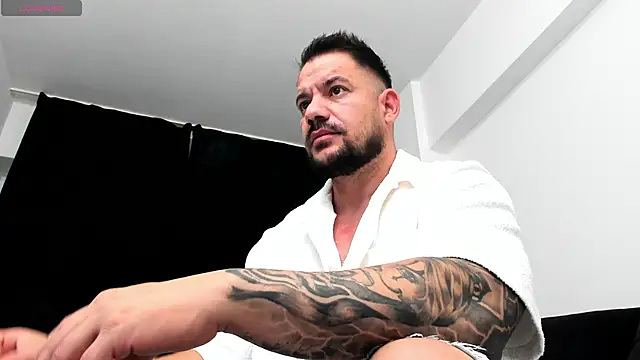 Snapshot of musclemonster31 chatting on 6, 10, 2025 musclemonster31 online show from 6, 10, 2025