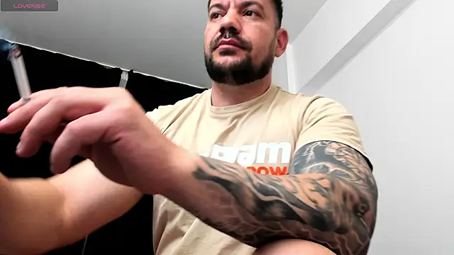 Snapshot of musclemonster31 chatting on 4, 11, 2025 musclemonster31 online show from 4, 11, 2025