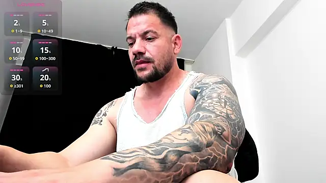 Snapshot of musclemonster31 chatting on 27, 11, 2025 musclemonster31 online show from 27, 11, 2025