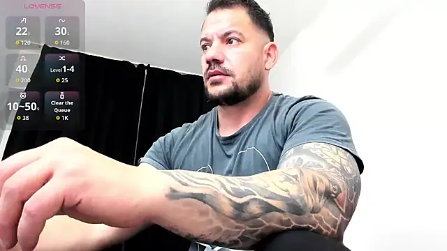 Snapshot of musclemonster31 chatting on 29, 11, 2025 musclemonster31 online show from 29, 11, 2025