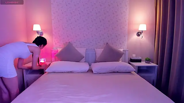 Snapshot of Lexi_Split chatting on 23, 11, 2025 Lexi Split online show from 23, 11, 2025