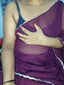 Snapshot of Malluivaniya chatting on 24, 6, 2026 Malluivaniya online show from 24, 6, 2026