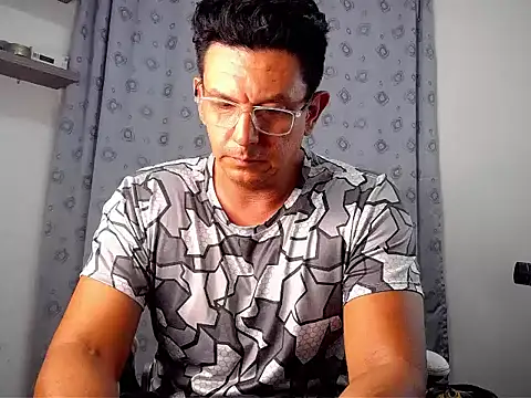 Snapshot of pedropicapi chatting on 5, 11, 2025 pedropicapi online show from 5, 11, 2025