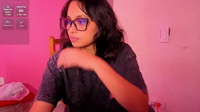 Snapshot of Cuteprincess21 chatting on 15, 10, 2025 Cuteprincess21 online show from 15, 10, 2025