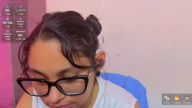 Snapshot of Cuteprincess21 chatting on 17, 10, 2025 Cuteprincess21 online show from 17, 10, 2025