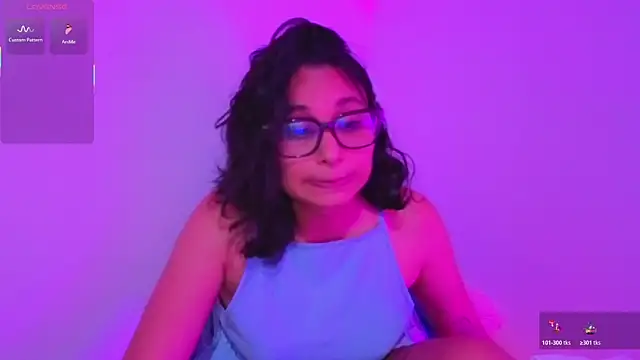 Snapshot of Cuteprincess21 chatting on 23, 10, 2025 Cuteprincess21 online show from 23, 10, 2025