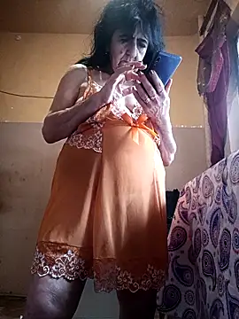 Lovely Lori online show from 14, 4, 2026